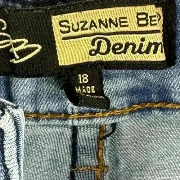 Suzanne Betro Women's Blue Jeans - Size 18 - Picture 6 of 8